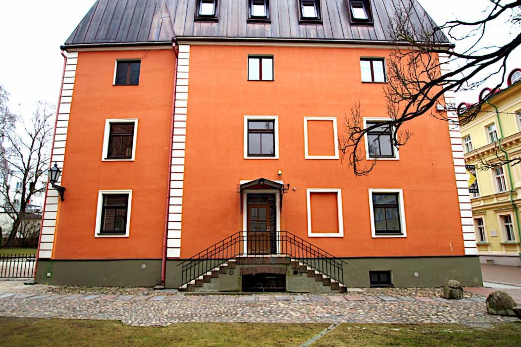 Panda House - Luxury In Old Town Lägenhet Tartu Exteriör bild